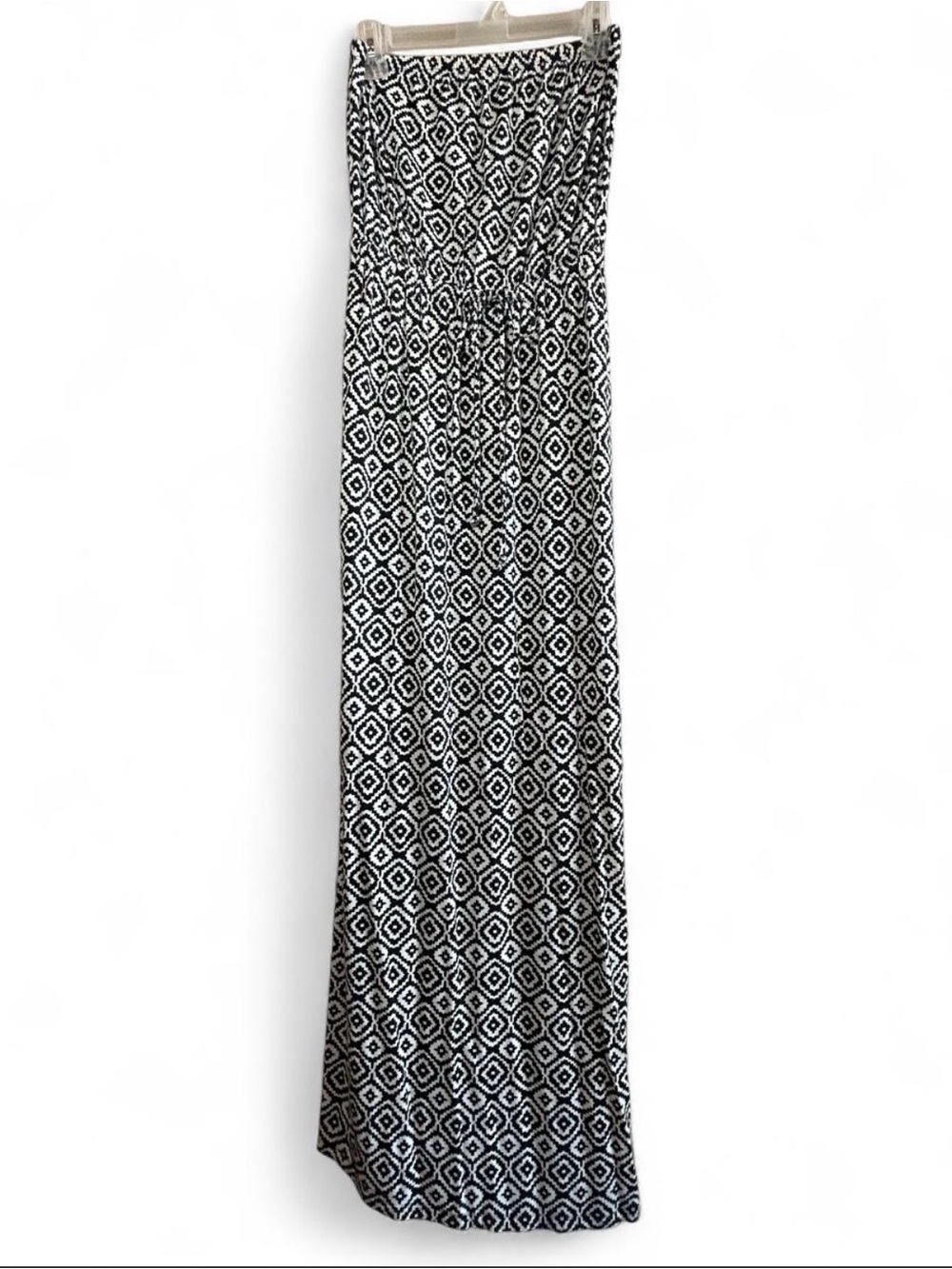 Old Navy Halter Black & White Women’s Maxi Dress Size Medium Aztec Vacation